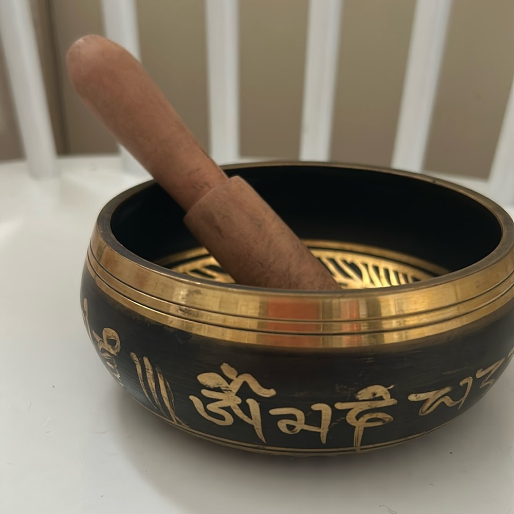 Healing music bowl